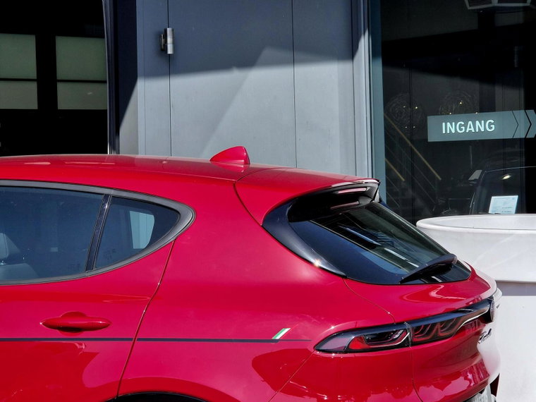 Vehicle Image 36