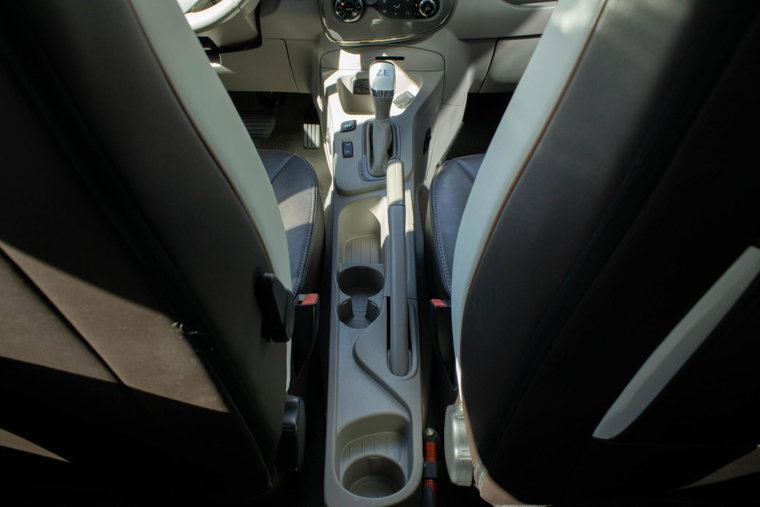 Vehicle Image 40
