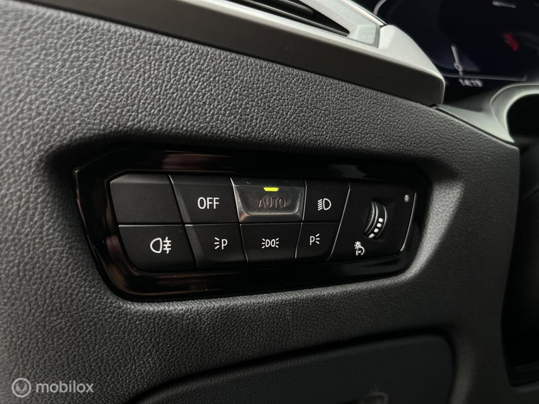 Vehicle Image 34