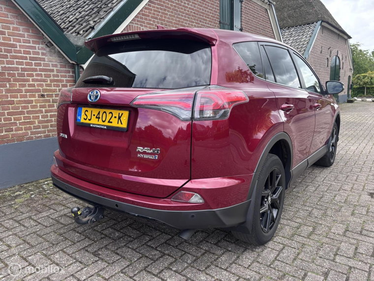 Vehicle Image 28