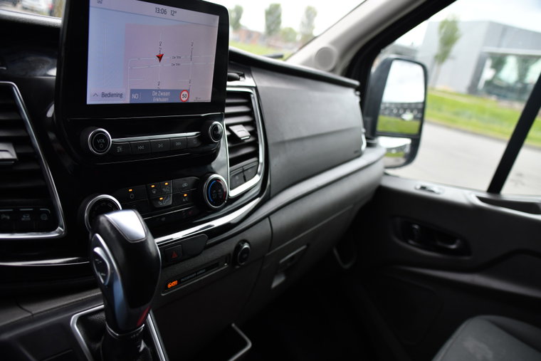 Vehicle Image 19