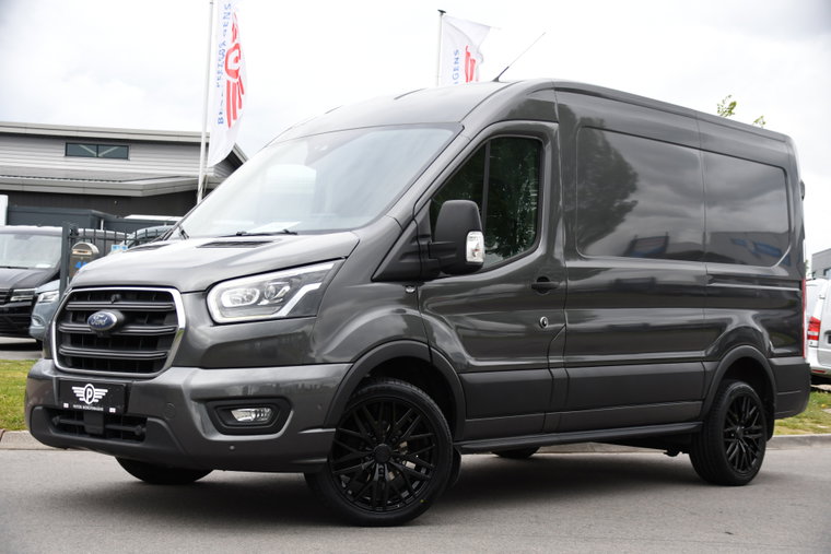 Vehicle Image 4