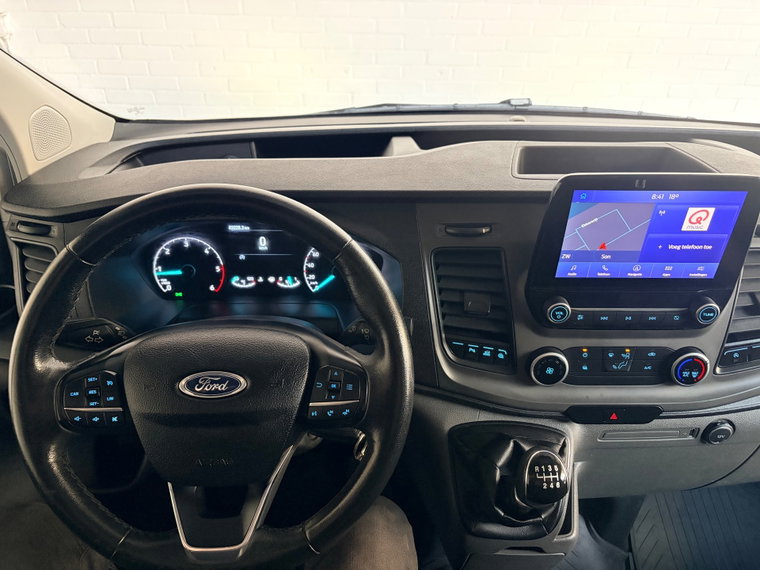 Vehicle Image 22