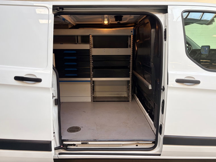 Vehicle Image 31