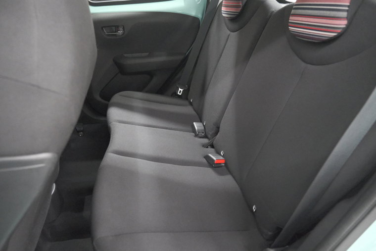 Vehicle Image 18
