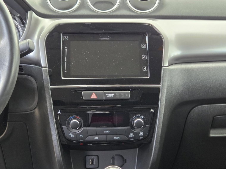 Vehicle Image 13