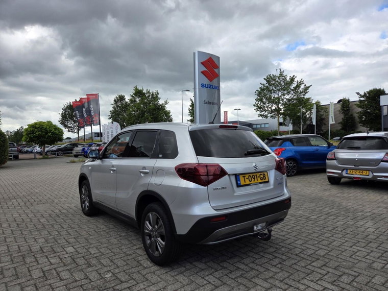Vehicle Image 8