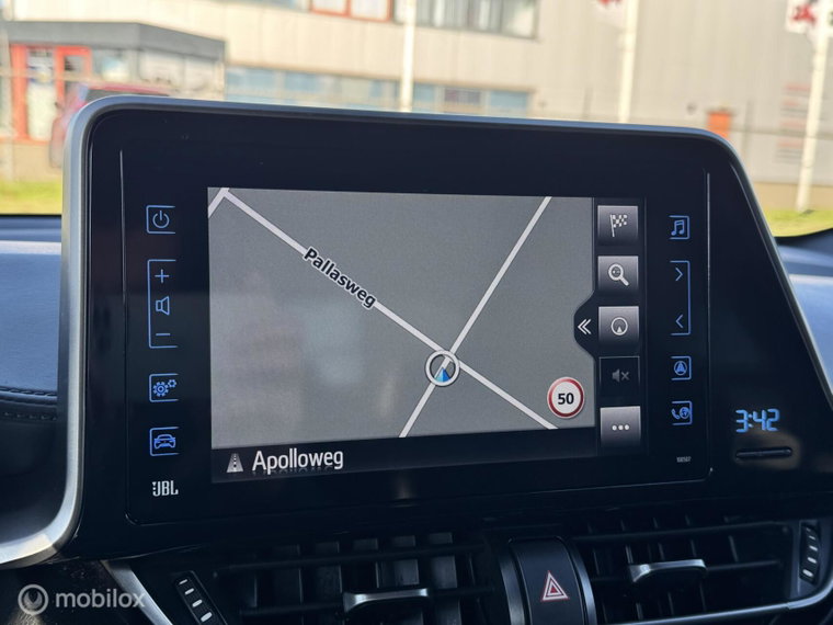Vehicle Image 21