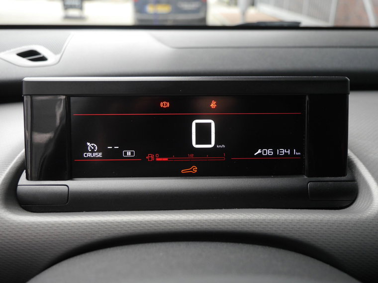 Vehicle Image 18