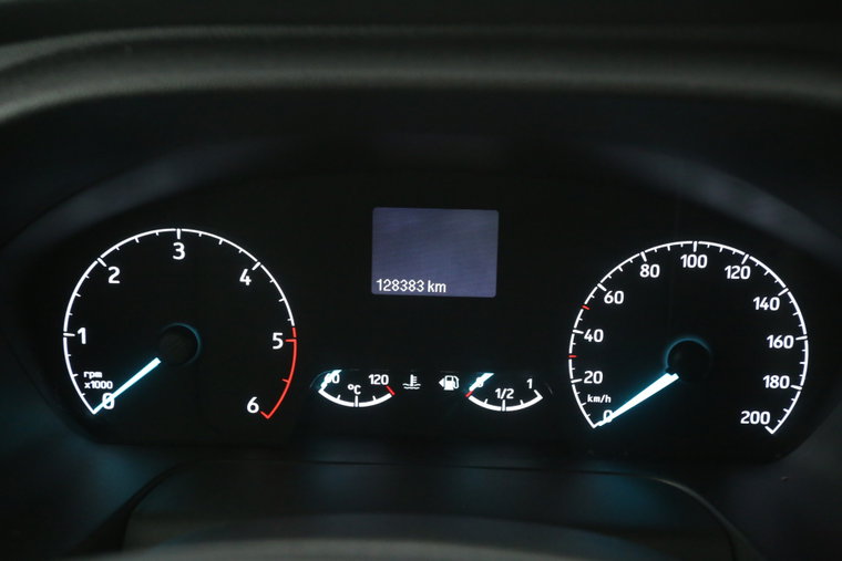 Vehicle Image 13