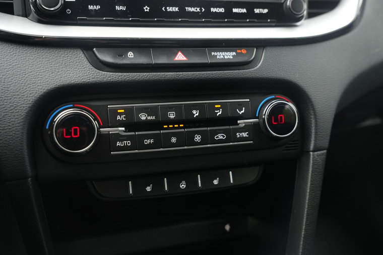 Vehicle Image 28