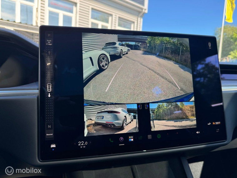 Vehicle Image 30
