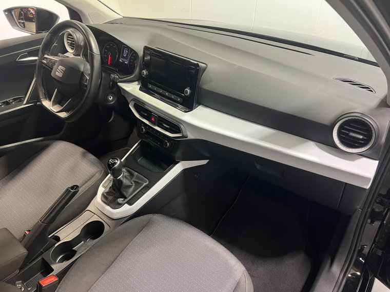 Vehicle Image 23