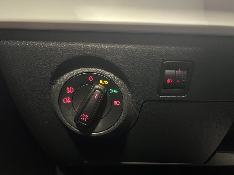Vehicle Image 27