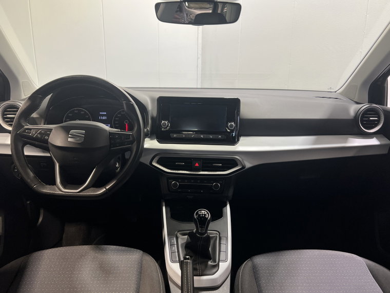 Vehicle Image 10