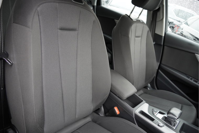 Vehicle Image 19