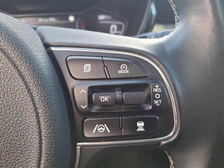 Vehicle Image 29