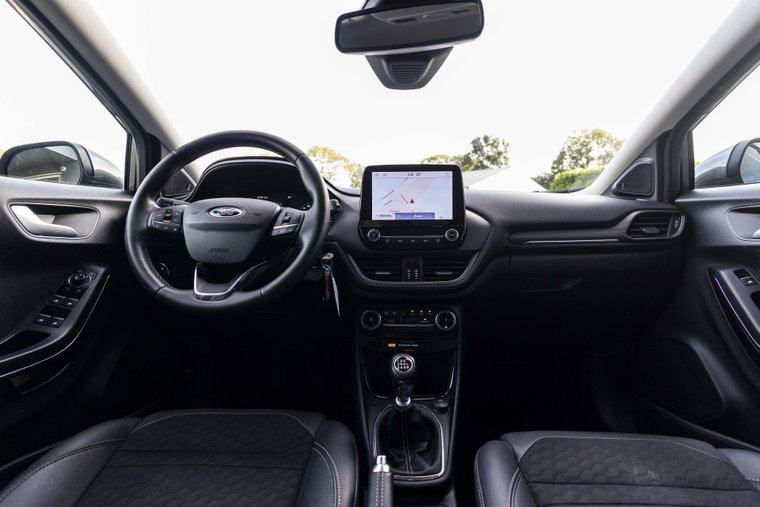 Vehicle Image 21