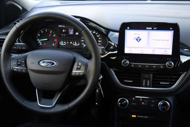 Vehicle Image 13