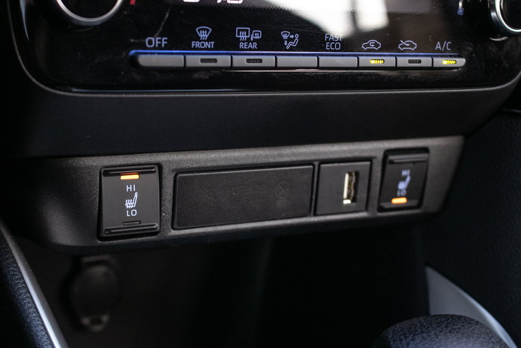 Vehicle Image 22