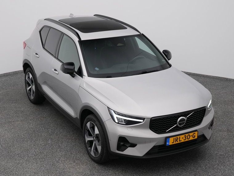 Vehicle Image 24