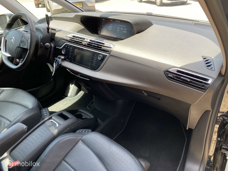 Vehicle Image 40