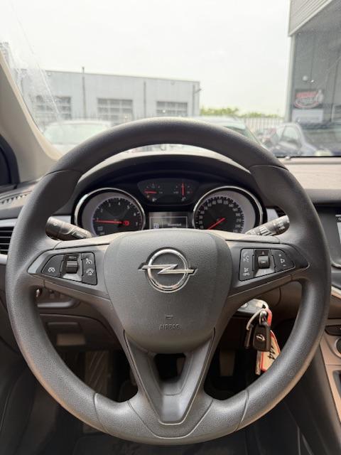 Vehicle Image 27