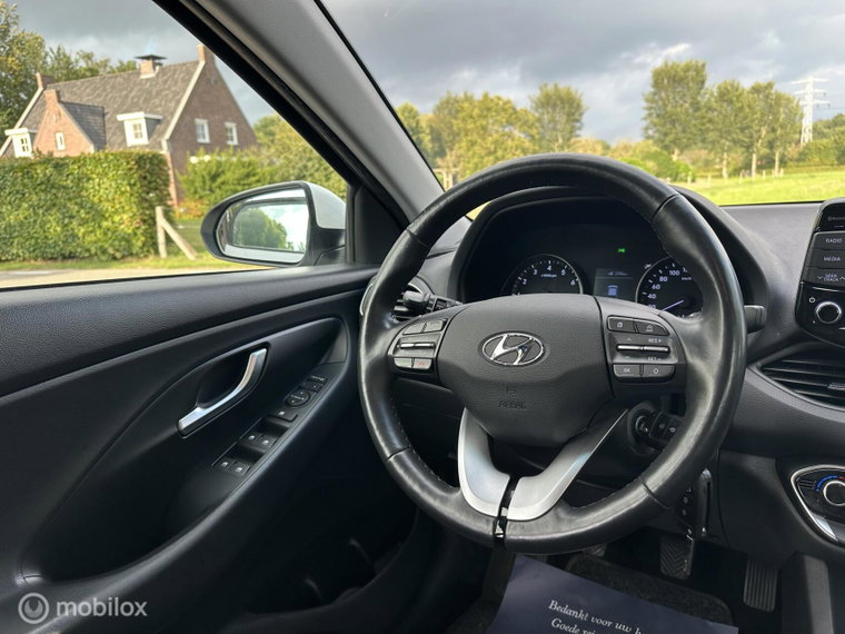 Vehicle Image 26