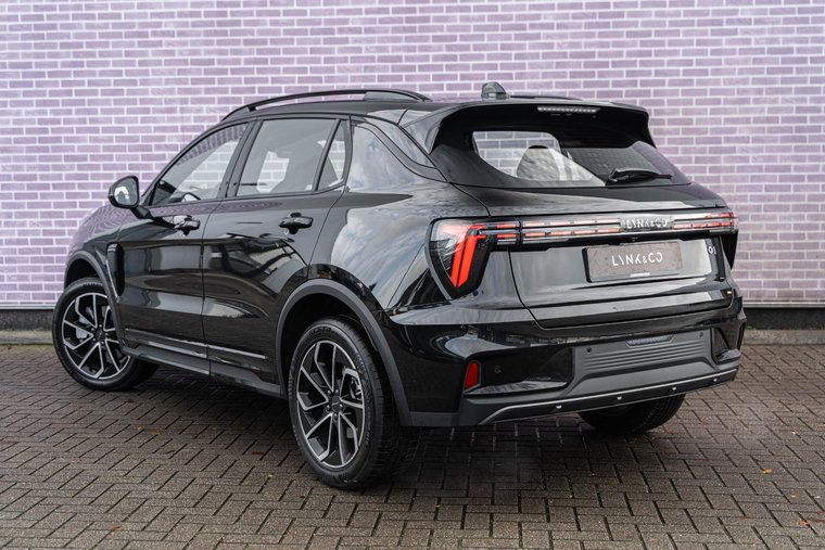 Vehicle Image 21
