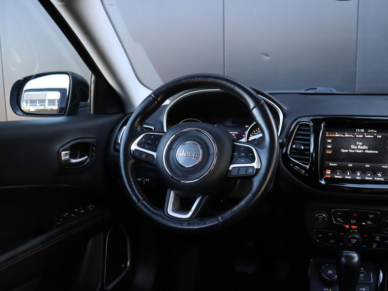 Vehicle Image 22