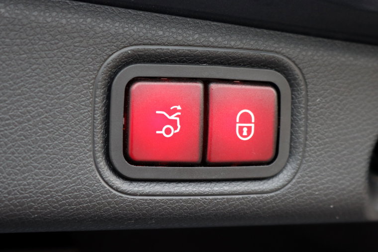 Vehicle Image 35