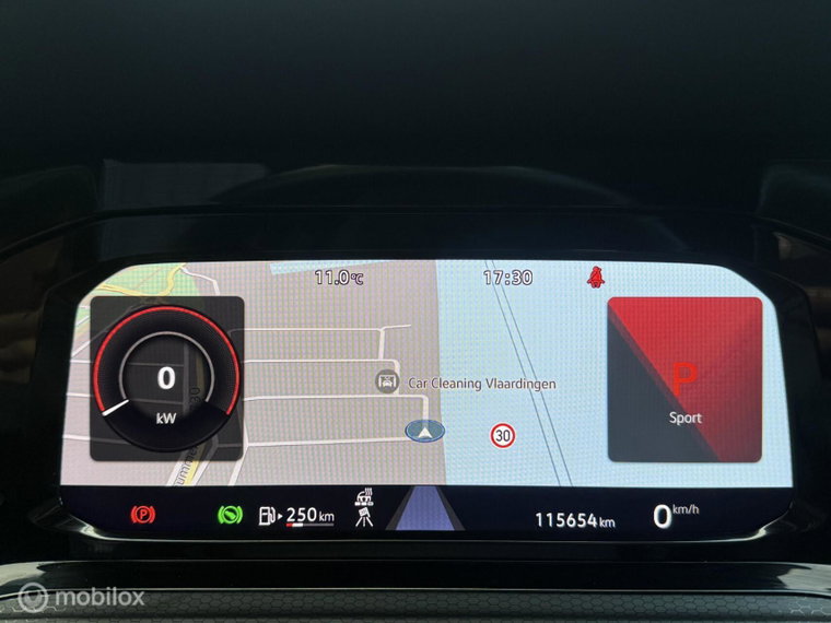 Vehicle Image 33