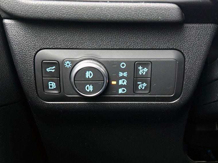 Vehicle Image 36