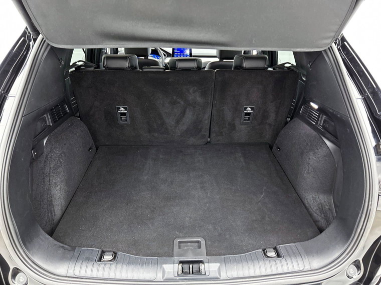 Vehicle Image 37