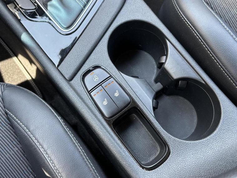 Vehicle Image 27
