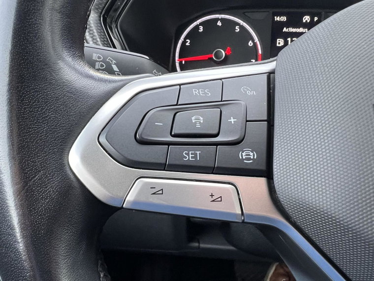 Vehicle Image 39