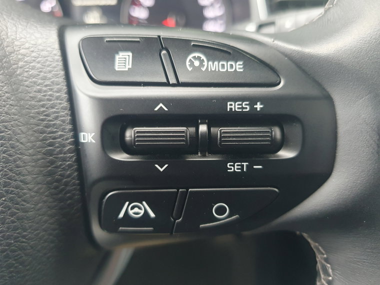 Vehicle Image 39