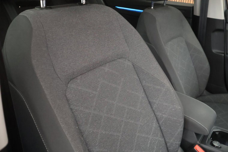 Vehicle Image 33