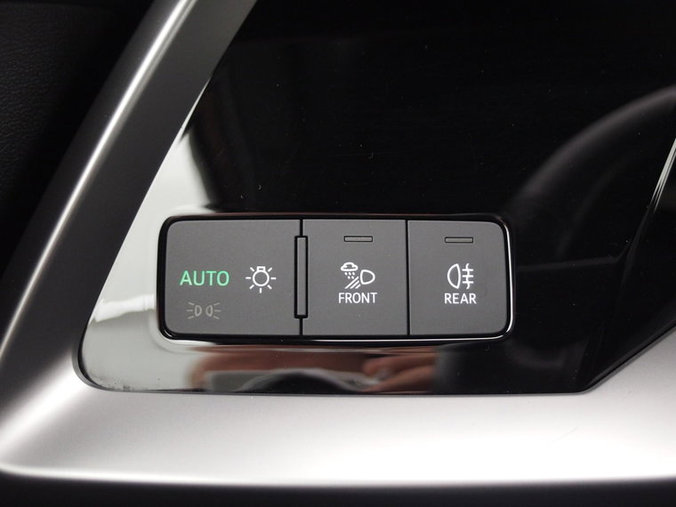 Vehicle Image 41