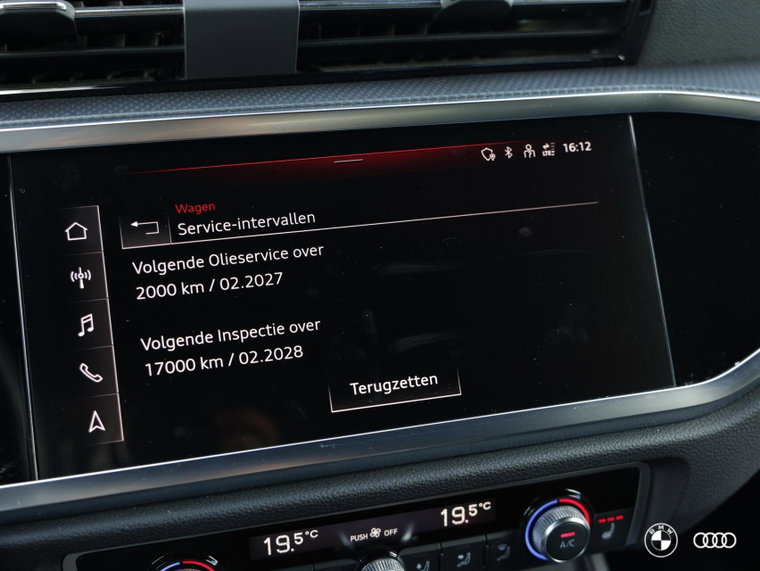 Vehicle Image 40