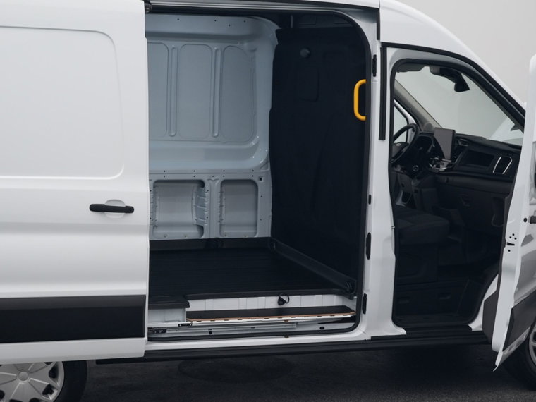 Vehicle Image 35