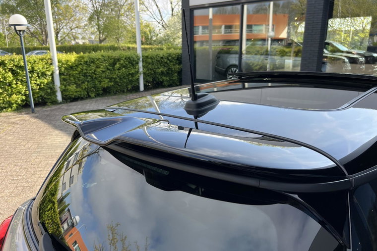Vehicle Image 34