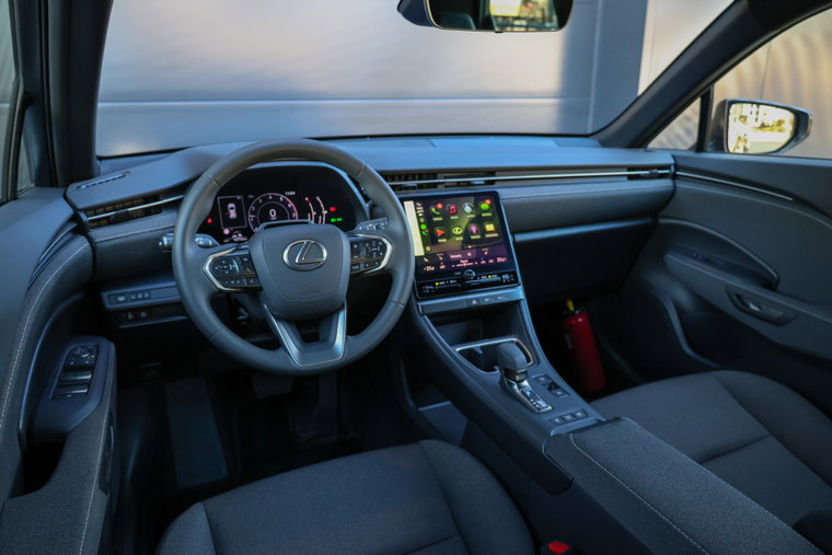 Vehicle Image 4