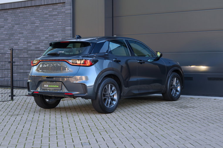 Vehicle Image 36