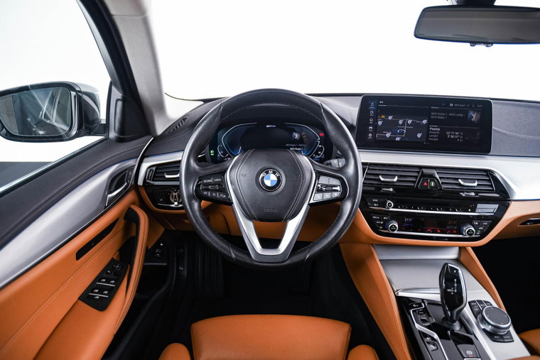 Vehicle Image 15
