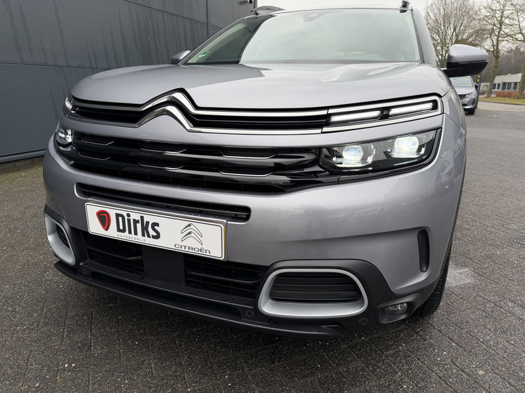 Vehicle Image 40