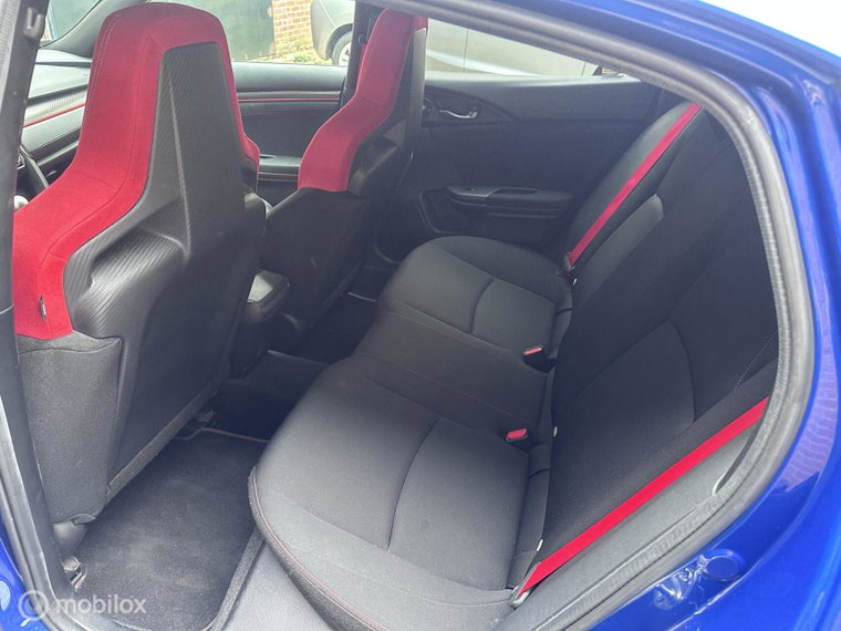 Vehicle Image 17