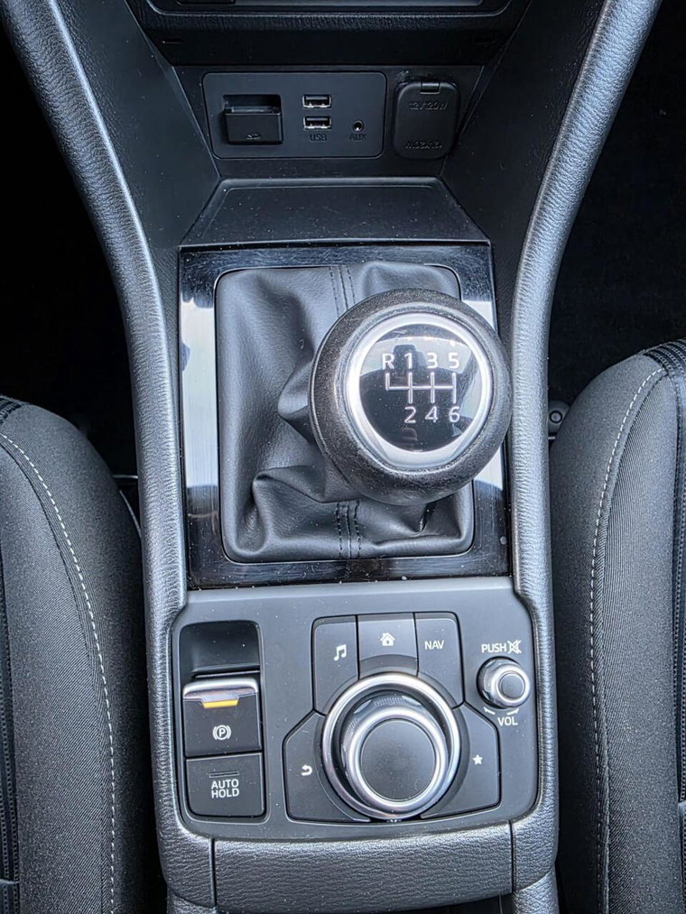 Vehicle Image 16