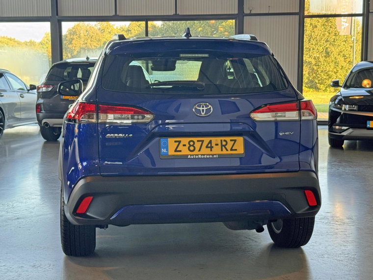 Vehicle Image 12