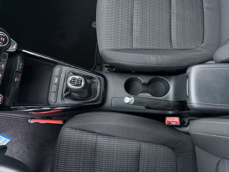 Vehicle Image 33